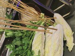 -钢管厂五区小郡肝串串香(蜀都万达店)