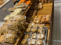 -秀云俄罗斯列巴屋(军星小区店)