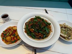 -阿瓦山寨·湘菜现炒·剁椒鱼头王(咸阳总店)