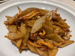 黄蘑土豆片-北李妈妈菜·海肠捞饭(高新万达店)