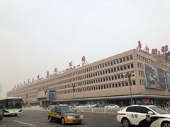 -唐山抗震纪念碑广场