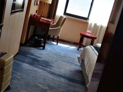 -华雅·云缦酒店(岳阳楼区火车站店)