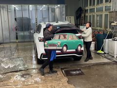 -上海天泽上汽大众销售店(杨浦区店)