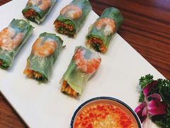 鲜虾春卷-樾餐厅泰式海鲜火锅(民歌湖店)