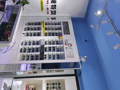 -提一眼镜·蔡司·依视路(小寨店)
