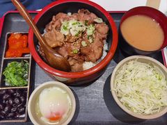 -牛邸·烧肉饭(来福士店)