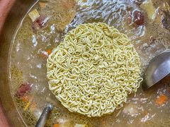 -威邵鸡煲(西华路总店)