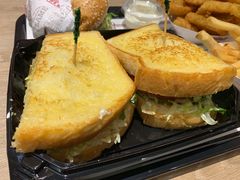 -The Habit Burger Grill 哈比特汉堡(爱琴海店)
