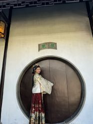 -梦回汉唐汉服旗袍体验馆(拙政园店)