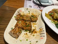 -黄泥岗·地道湖北菜(奥特莱斯店)