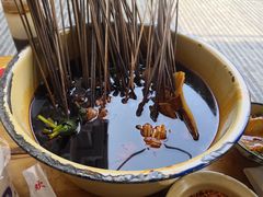 -拈签一笑黄牛肉辣卤串串