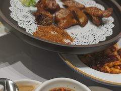 -红鼎豆捞·非遗鲍皇汤火锅(宝丰路店)