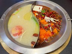 -沸炉重庆老火锅(军事博物馆店)