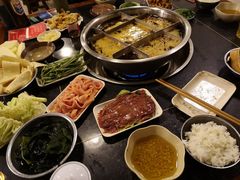 -邓莽子老火锅(中兴路总店)