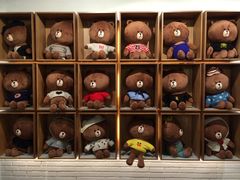 -LINE FRIENDS Garosu-gil Flagship Store
