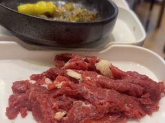 -天成·潮州牛肉脆肉鱼生蚝自助火锅