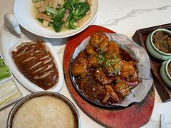 -梅利汴京烤鸭•开封豫菜地标店(东大街店)