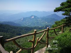 -罗田薄刀峰风景区