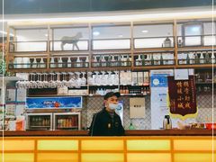 -胡须佬鸡煲四季火锅店(石厦西村直营店)