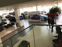 -上海宝宁宝马4S店