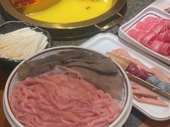 -小天鹅火锅·一线江景洪鼎旗舰店(洪崖洞店)