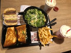 -The Habit Burger Grill 哈比特汉堡(复兴soho店)