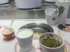 -龍歌自助小火锅(市北CBD万达店)
