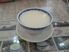 -周大娘牛乳(旧寨古村总店)