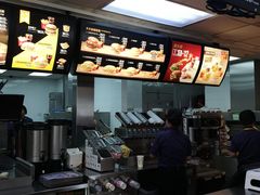 -麦当劳(烟台海港路店)