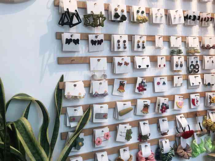 伊昂耳饰专门店-"大众点评种草了很长时间的耳饰店 终于去.