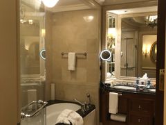 -广州富力丽思卡尔顿酒店