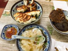 锅贴-无名氏宵夜小摊(祝家三姐妹馄饨店)