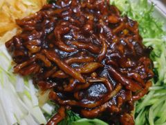 招牌京酱肉丝-老镇春饼(济宁万达店)