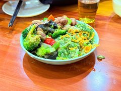 -正宗开封黄家灌汤小笼包子