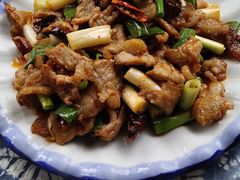 -杨老大生皮白族菜