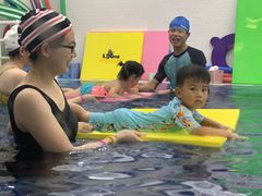 -龙格亲子游泳·水育早教运动中心(绿城店)