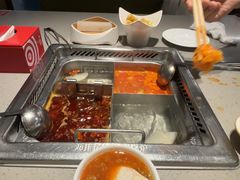-海底捞火锅(世豪广场店)