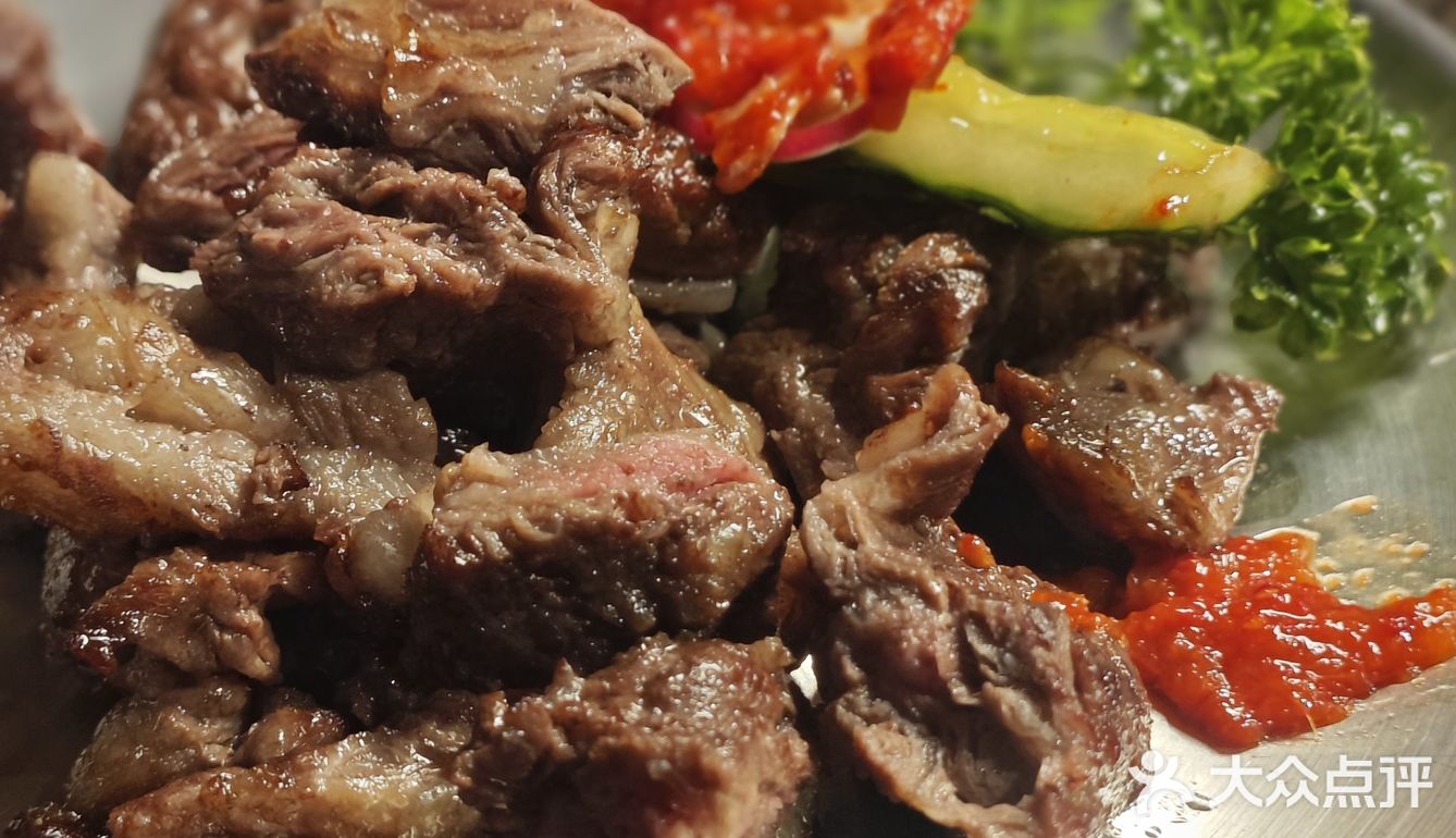 在韩国吃草料！！！在中国吃烤肉