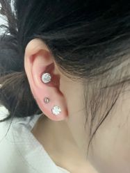 -龙之吻专业刺青·手工耳洞·纹身去色