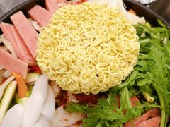 -青瓦餐厅·生鱼片·韩园烤肉(西塔店)