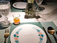 餐具摆设-蜜桃花开·中西融合菜E&W(南长街店)