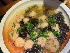 -鲁菜根·泰安菜(万达店)