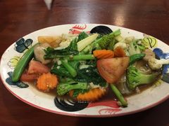 -Dang restaurant (patong phuket)