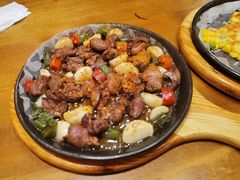 -老东镇啤酒屋海鲜加工·蒸汽海鲜·海鲜烧烤(台东店)