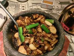 石锅杭椒牛蛙-桂满陇-西湖船宴(西单大悦城店)