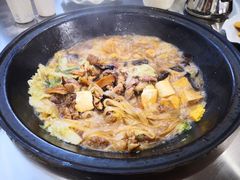 -粘豆包柴火铁锅炖