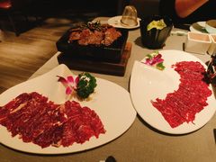 -左庭右院鲜牛肉火锅黑金店(陆家嘴中心店)