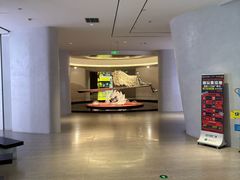 -涨巢·潮玩水疗局