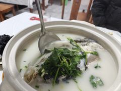 -天乐农家鱼头王(天目湖店)