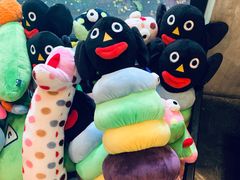 -莓园冰淇淋店